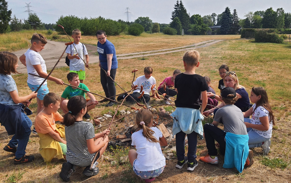 Zdjęcie do Ognisko integracyjne kl. III B 16.06.2023 r.
